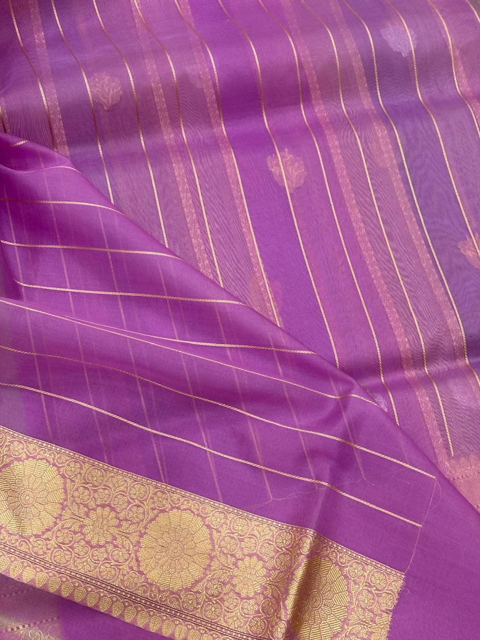 Lavender Rangkaat Banarasi Kora Silk Handwoven Saree