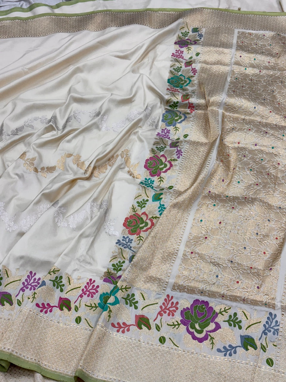 Ivory Banarasi Pure Katan Silk Handwoven Saree