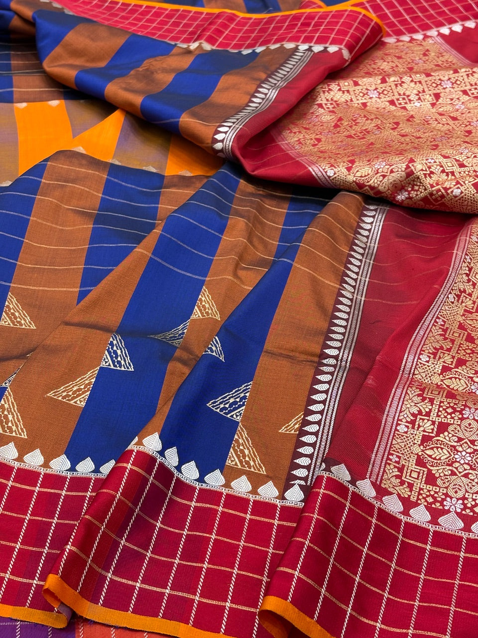 Red Banarasi Pure Katan Silk Handwoven Saree