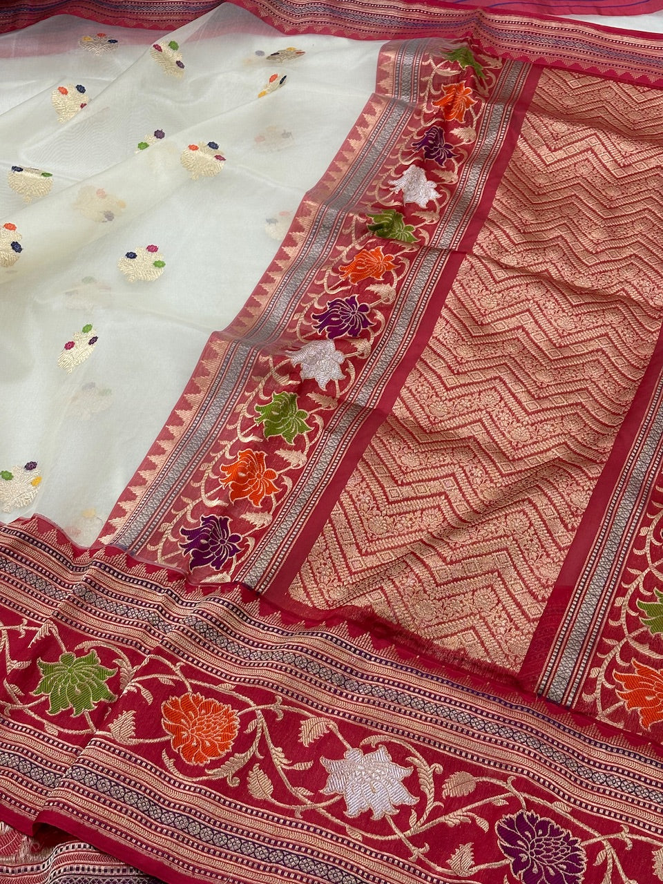 Ivory Banarasi Kora Silk Handwoven Saree