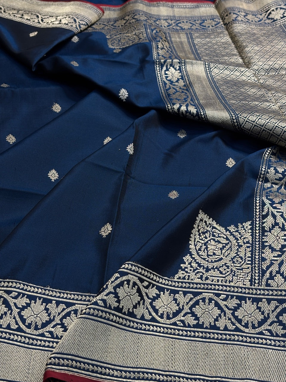 Neavy Blue Pure Banarasi Ektara  Silk Handwoven Saree