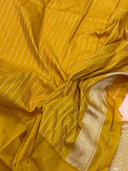 Peach Pink Banarasi Pure Katan Silk Handwoven Saree