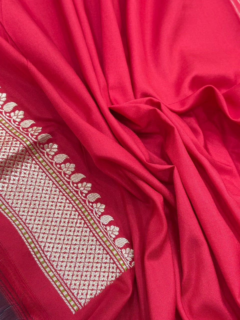 Red Banarasi Pure Katan Silk Handwoven Saree