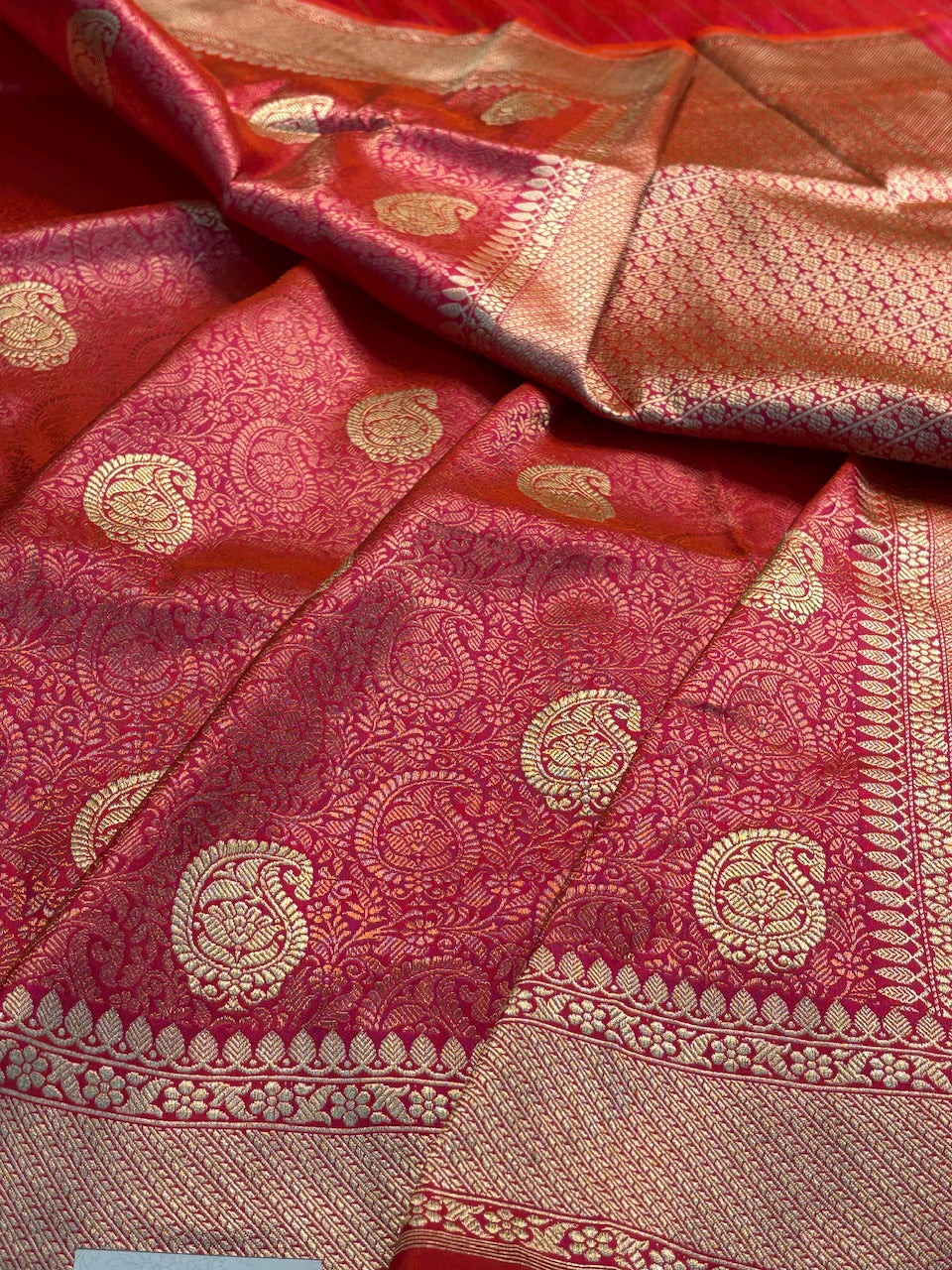 Rani Pink Satin Tanchoi Silk Banarasi Handwoven Saree