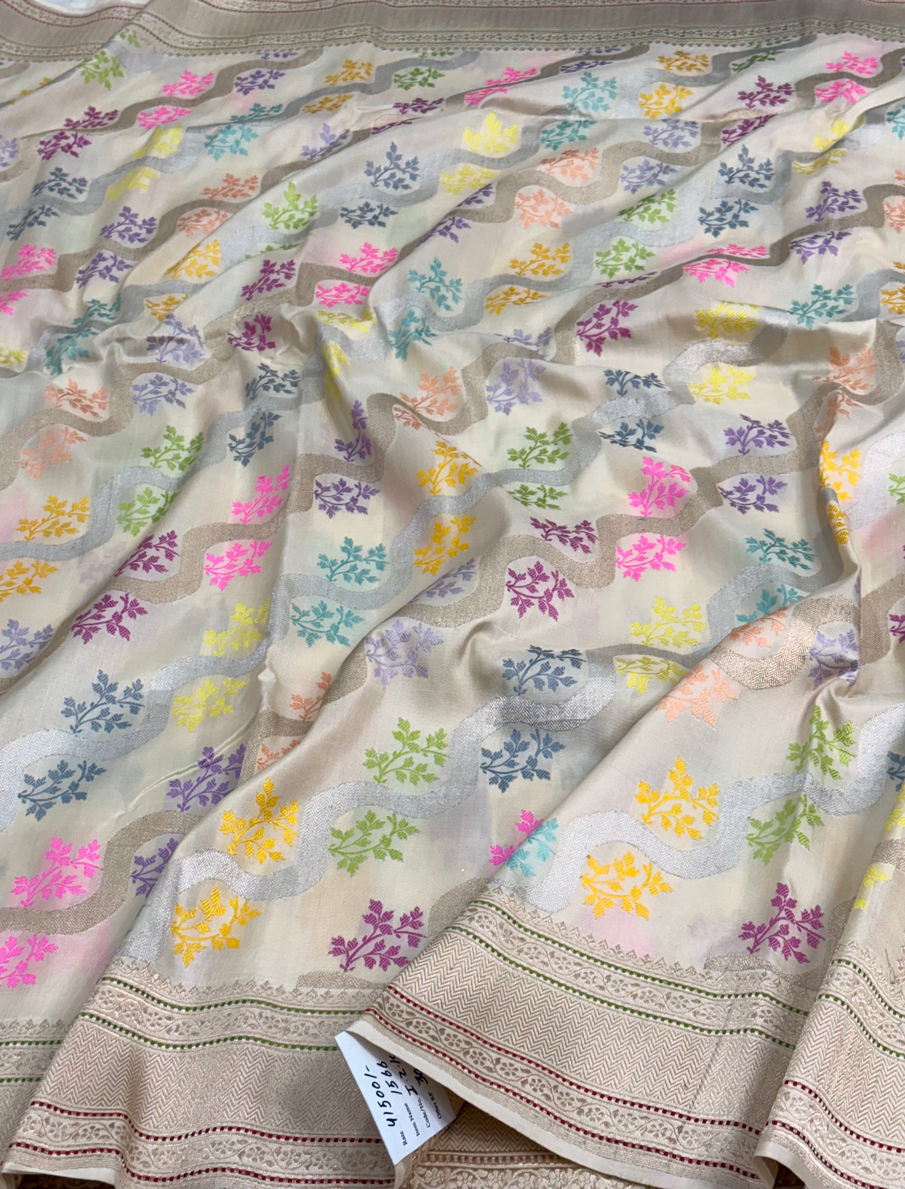 Ivory Handloom Pure Katan Silk Banarasi Saree