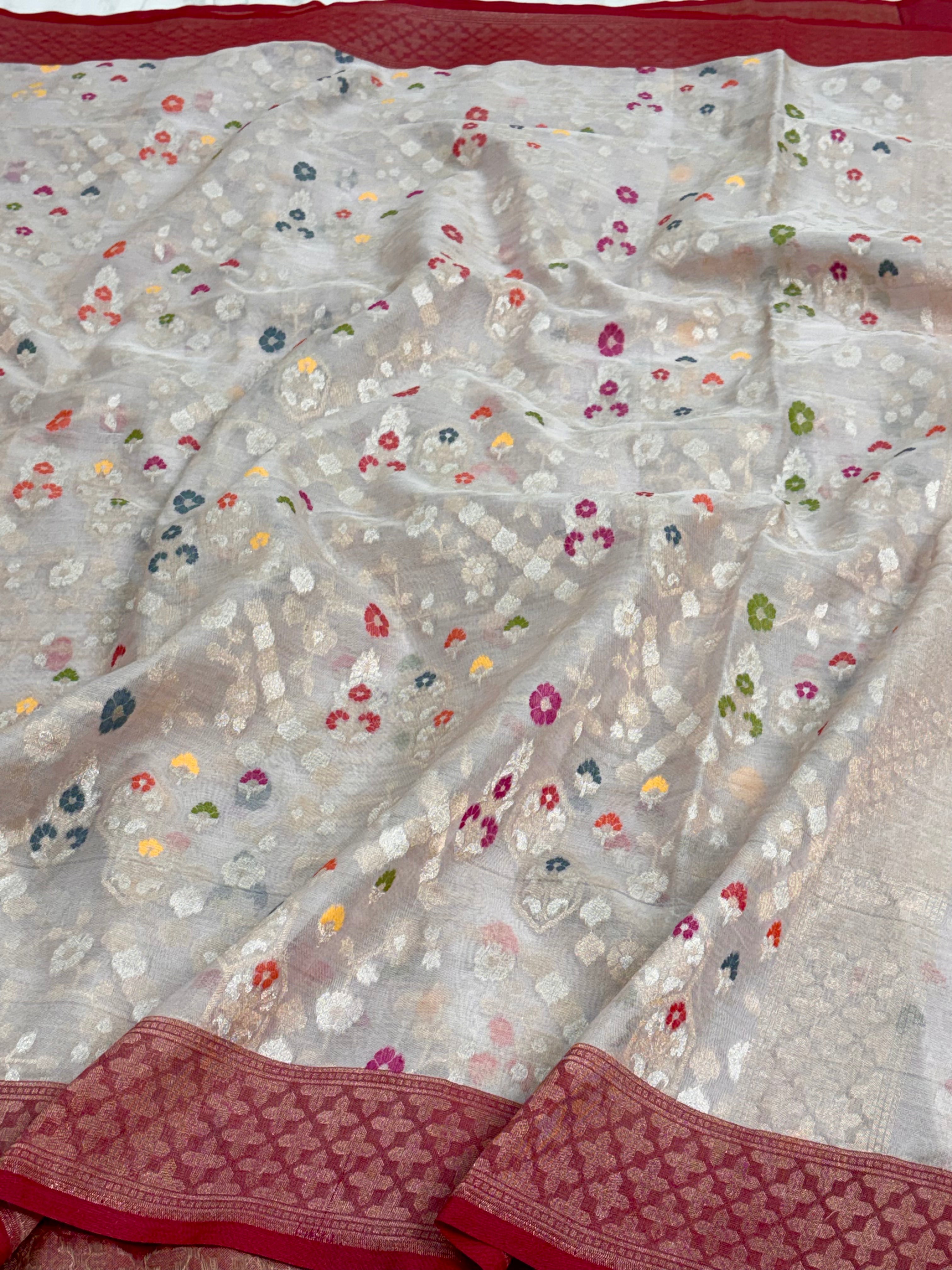 Off-White Handwoven Banarasi Jamdani Ektara Kora Silk Saree With Red Boder