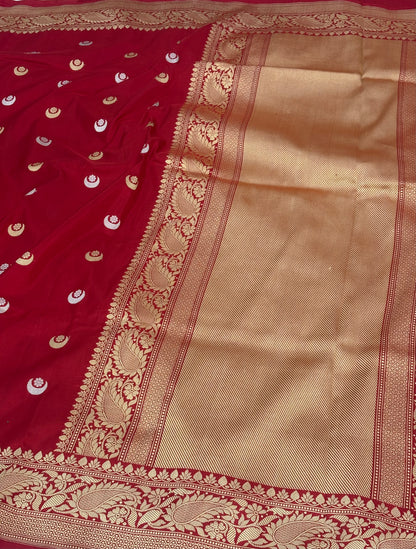 Red Handwoven Banarasi Pure Katan Silk Saree with Rupa Sona Chand Tara Buti
