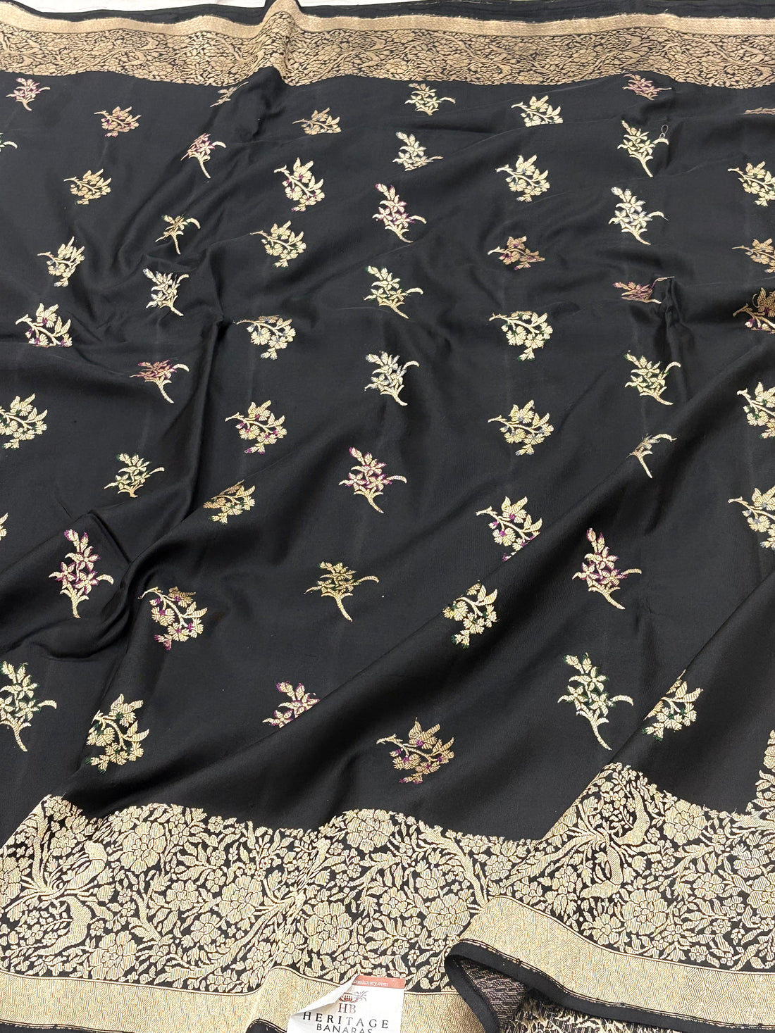 Black Handwoven Banarasi Pure Ektara Katan Silk Saree