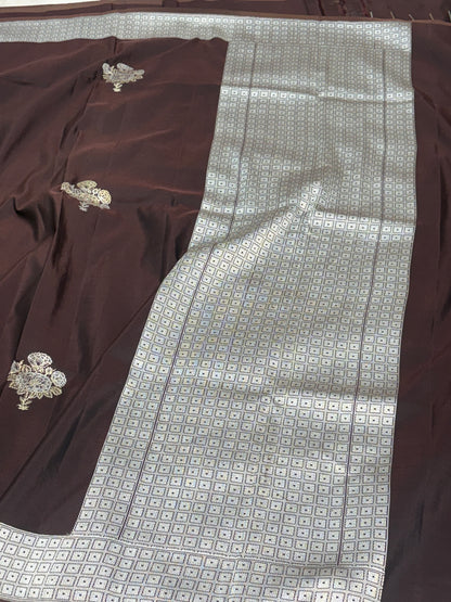 Brown Handwoven Banarasi Pure Ektara Katan Silk Saree