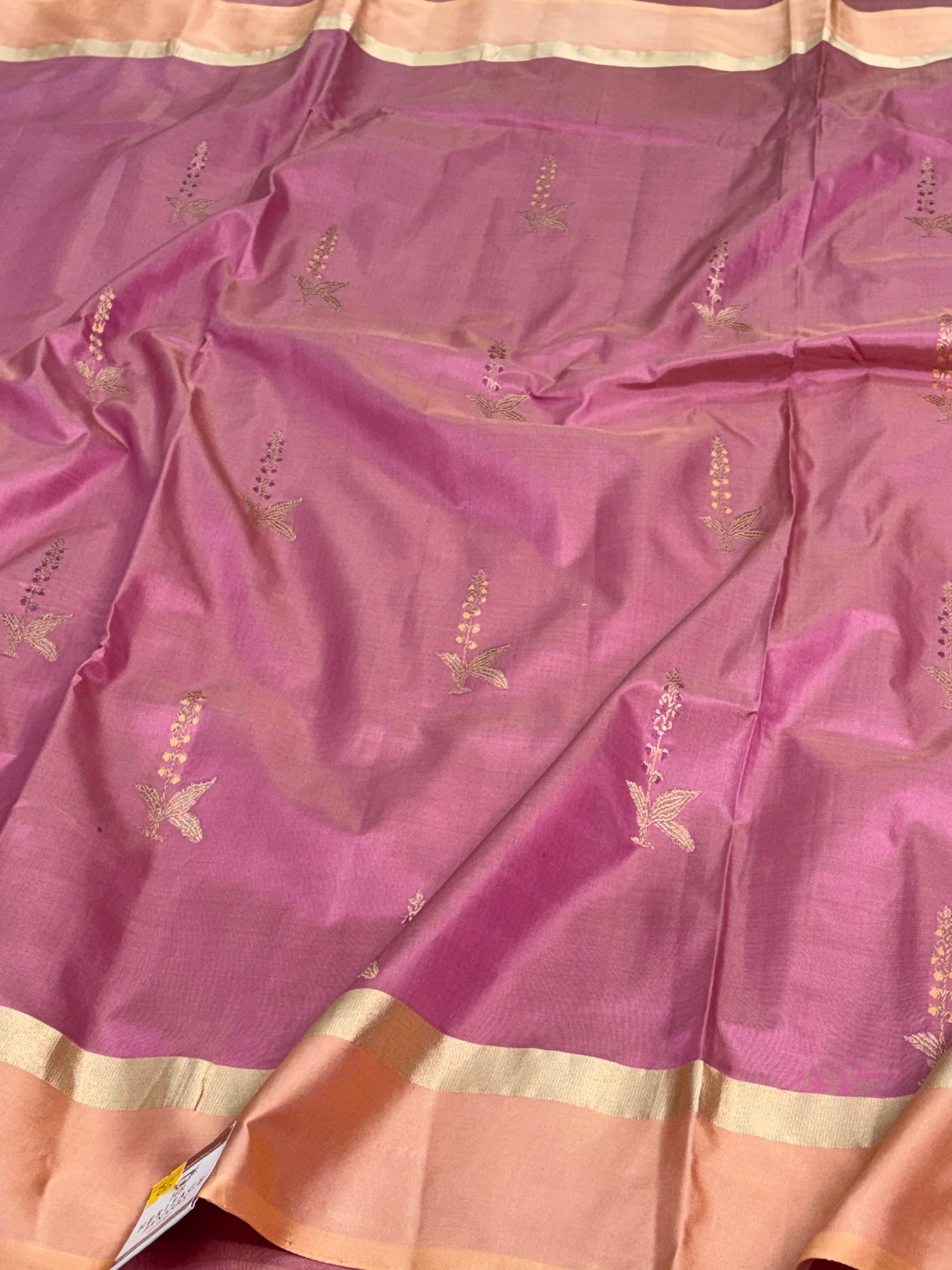 Smoke Mauve Handwoven Banarasi Pure Katan Silk Saree with Meenakari Buta