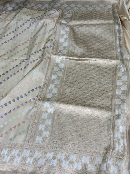 Ivory Handwoven Banarasi Pure Katan Silk Saree with Modern Border and Palu