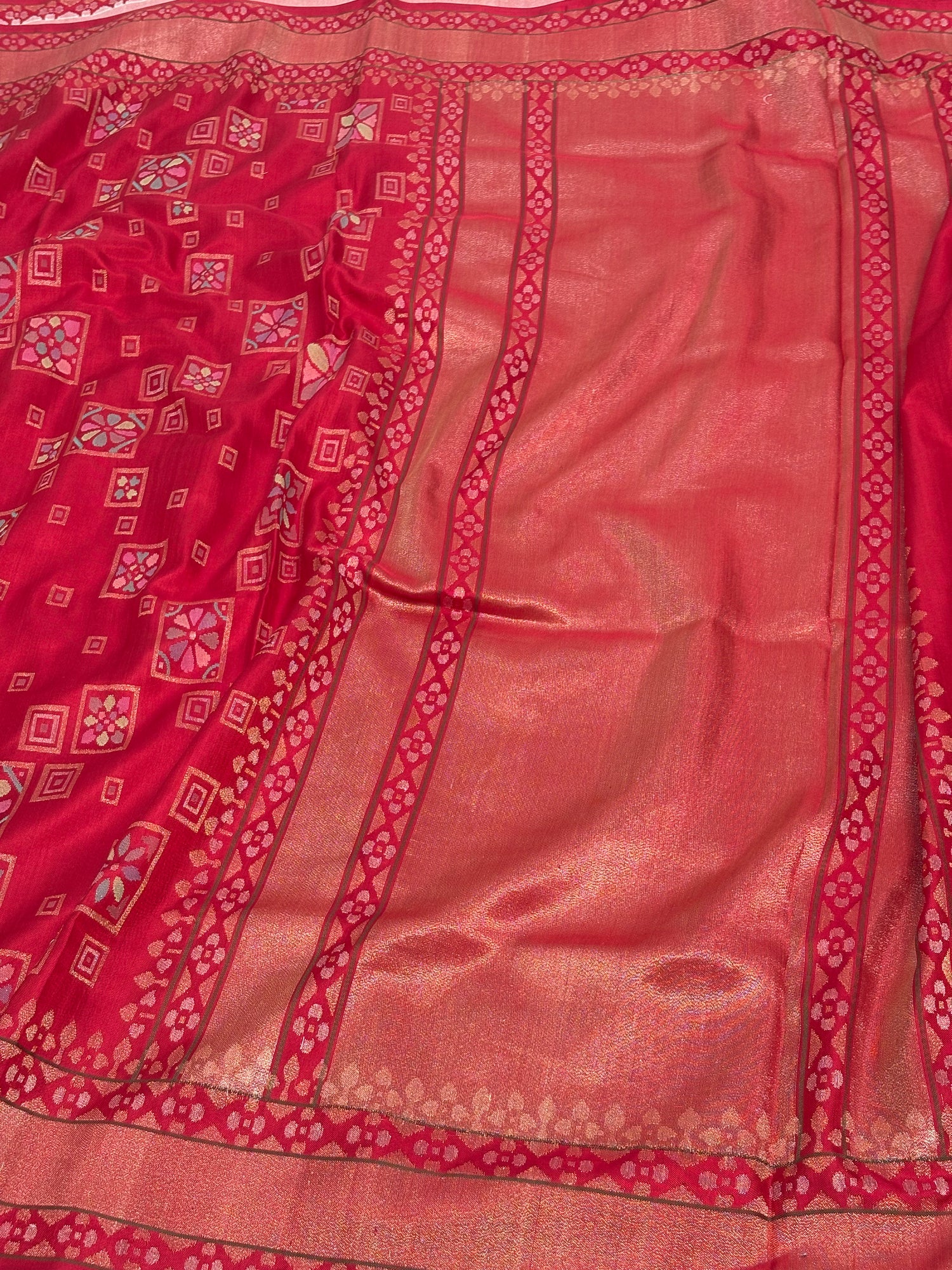 Raktambari Handwoven Banarasi Pure Katan Silk Ektara Jamdani Saree with Real Gold &amp; Silver Zari