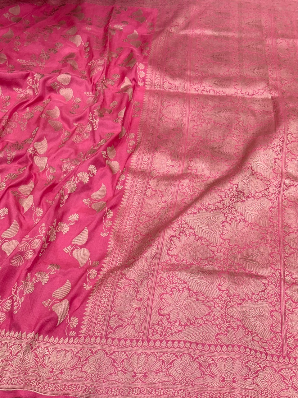 Fuchsia Pink Banarasi Pure Katan Silk Handwoven Saree