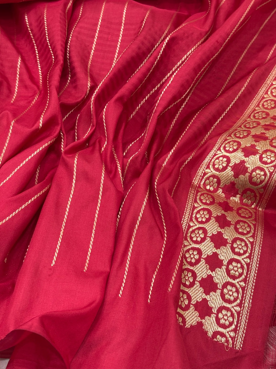 Ivory Banarasi Pure Katan Silk Handwoven Saree