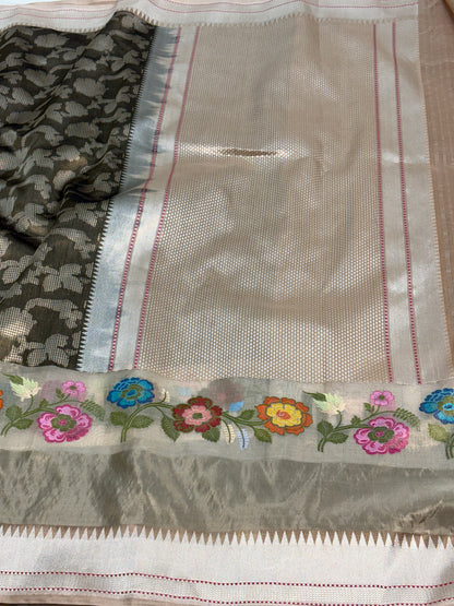 Smoke Grey Handwoven Banarasi Kadiyal Pure Tissue Silk Saree
