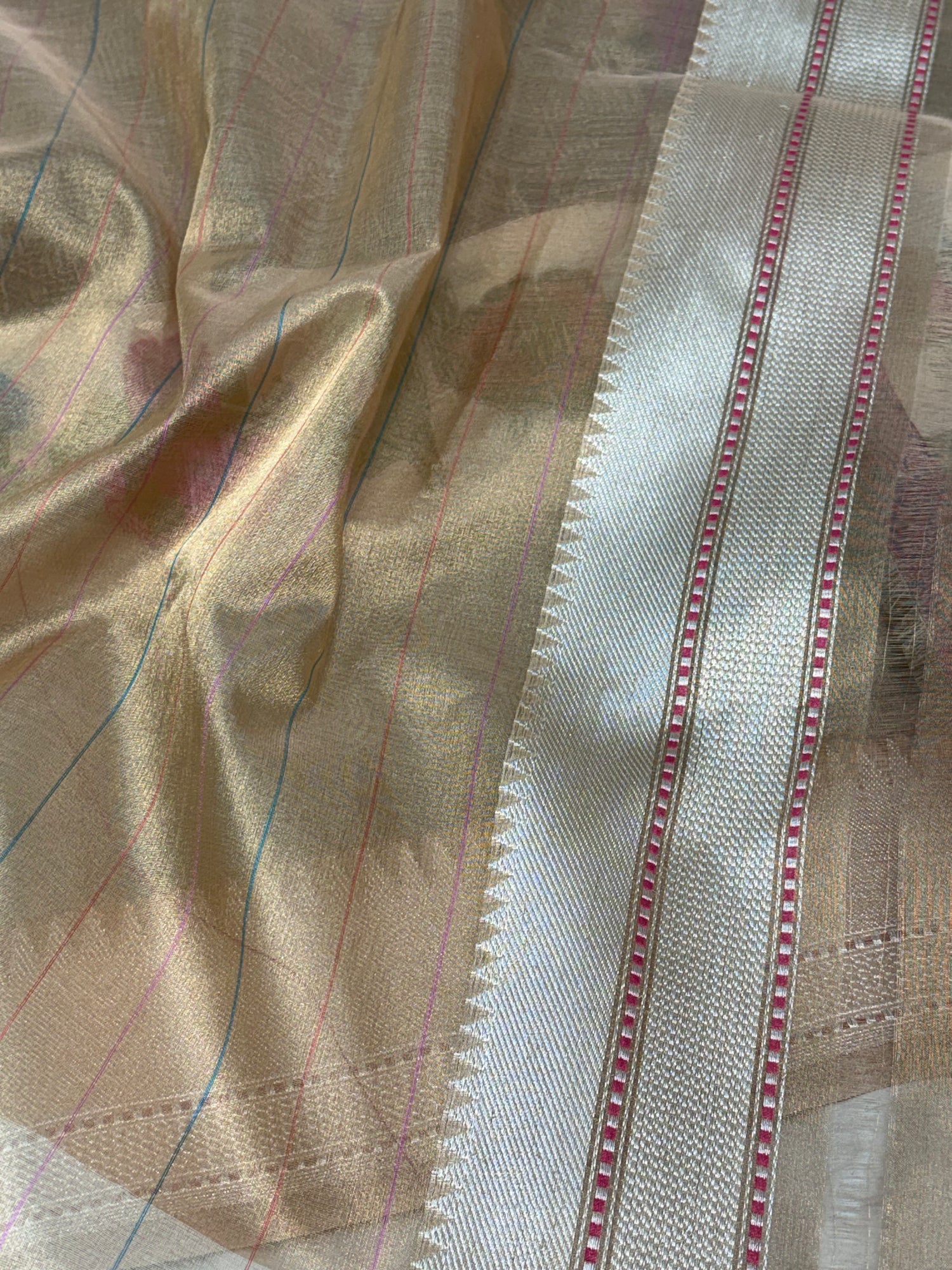 Smoke Grey Handwoven Banarasi Kadiyal Pure Tissue Silk Saree