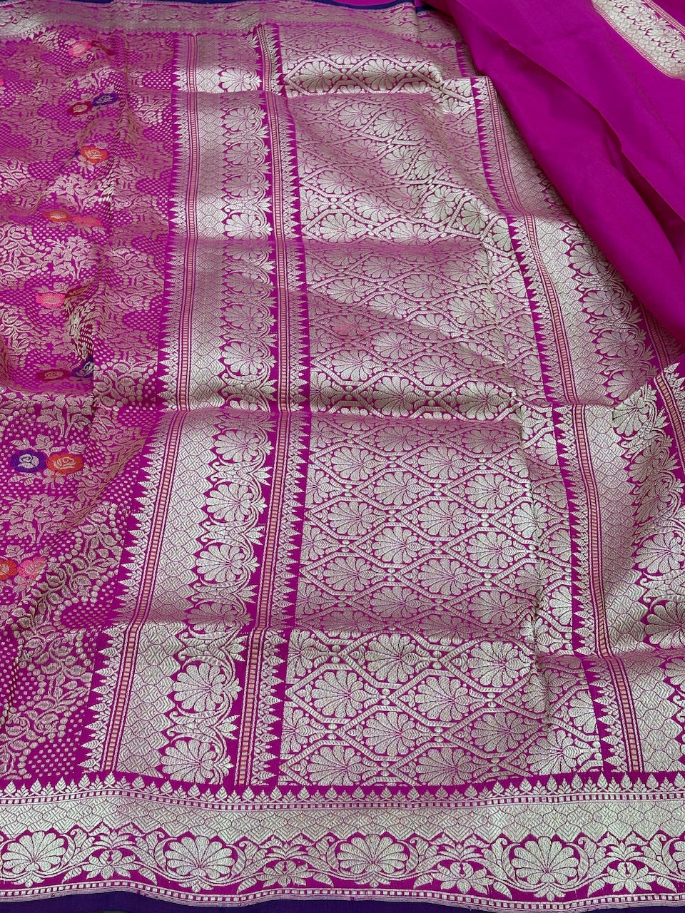 Pink Pure Banarasi Kimkhaab Handwoven Saree