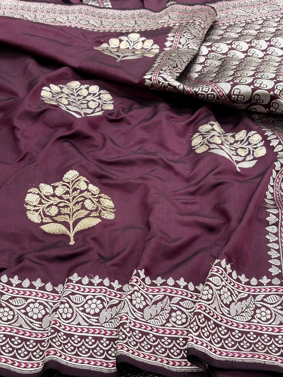 Plum Wine Pure Banarasi Ektara  Silk Handwoven Saree