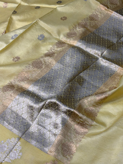 Silken Yellow Mango Katan Banarasi Silk Handwoven Saree