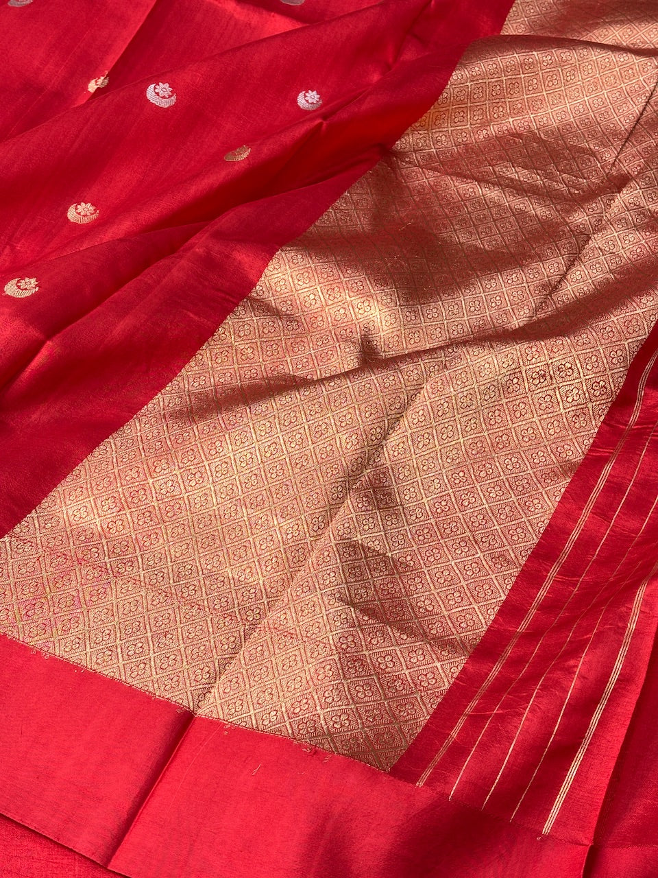 Red Mango Katan Banarasi Silk Handwoven Saree