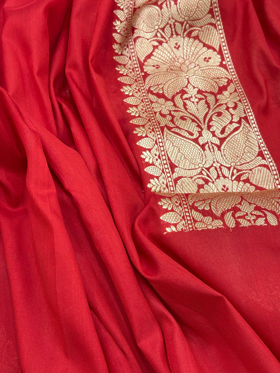 Red Banarasi Pure Katan Silk Handwoven Saree