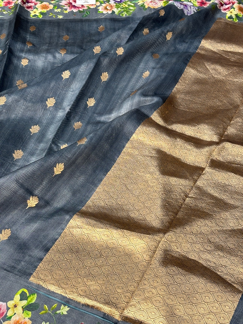 Greyish Printed Mango Katan Banarasi Silk Handwoven Saree