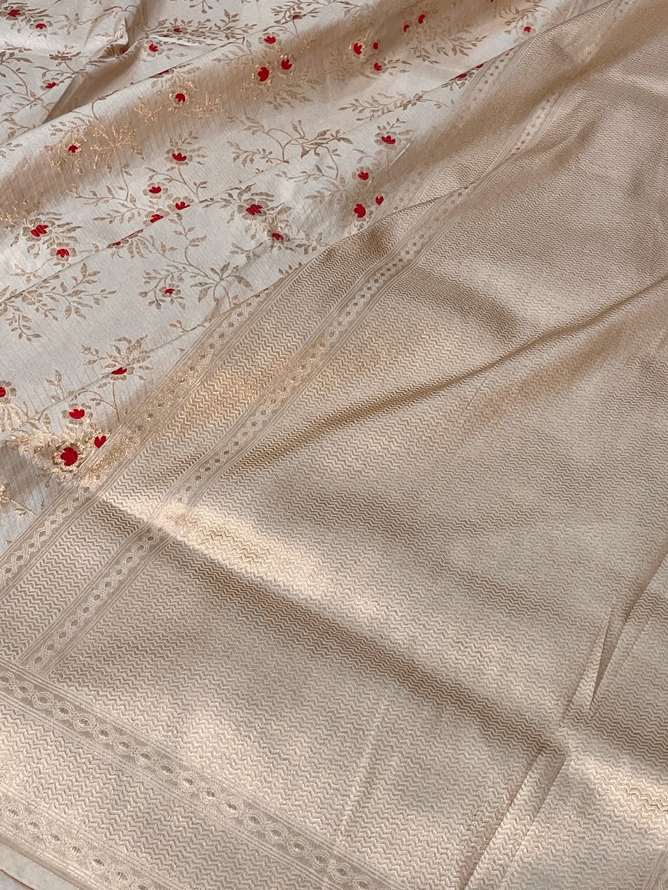 Ivory Minakari Banarasi  Brocade Silk Saree