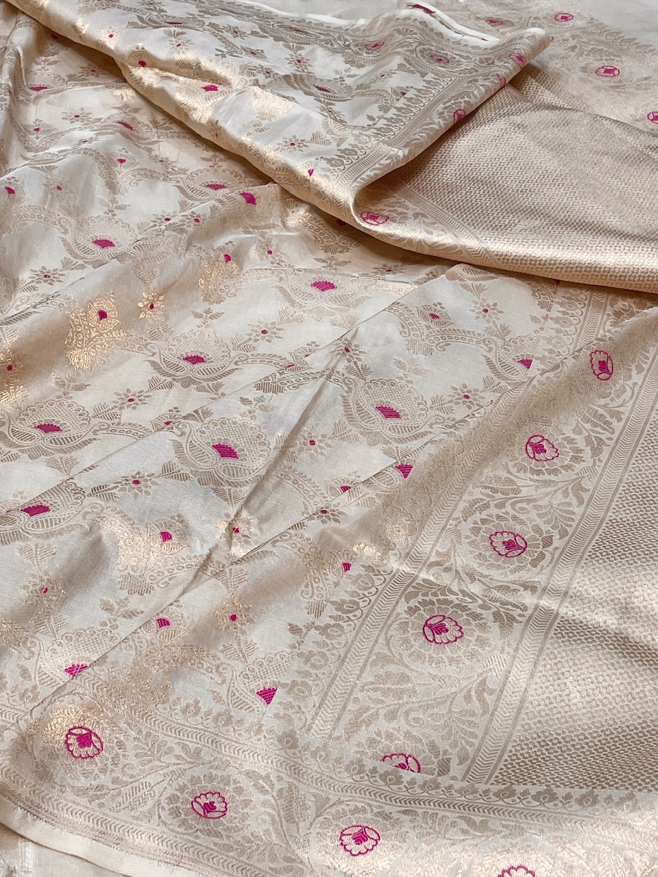 Ivory Minakari Banarasi  Brocade Silk Saree