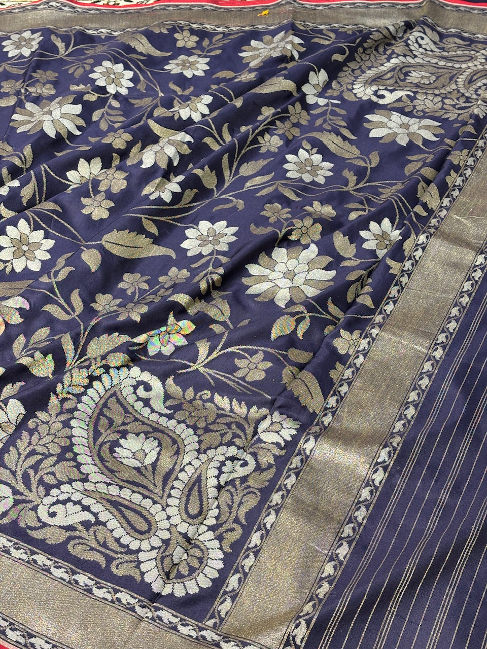 Neavy Blue Silk Jamdani Saree with Zari Weaves