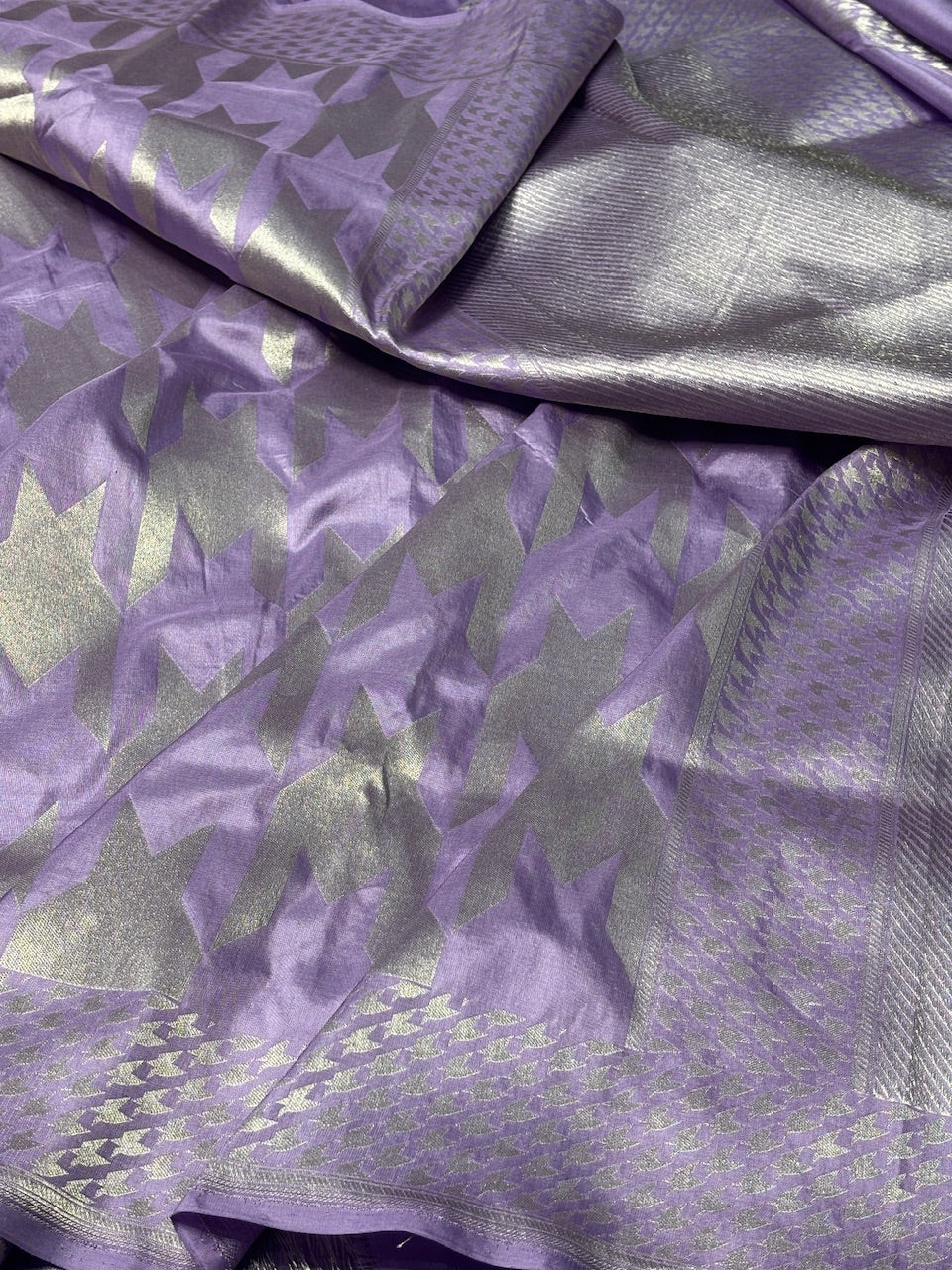 Lavender Banarasi Katan Brocade Handwoven Silk Saree