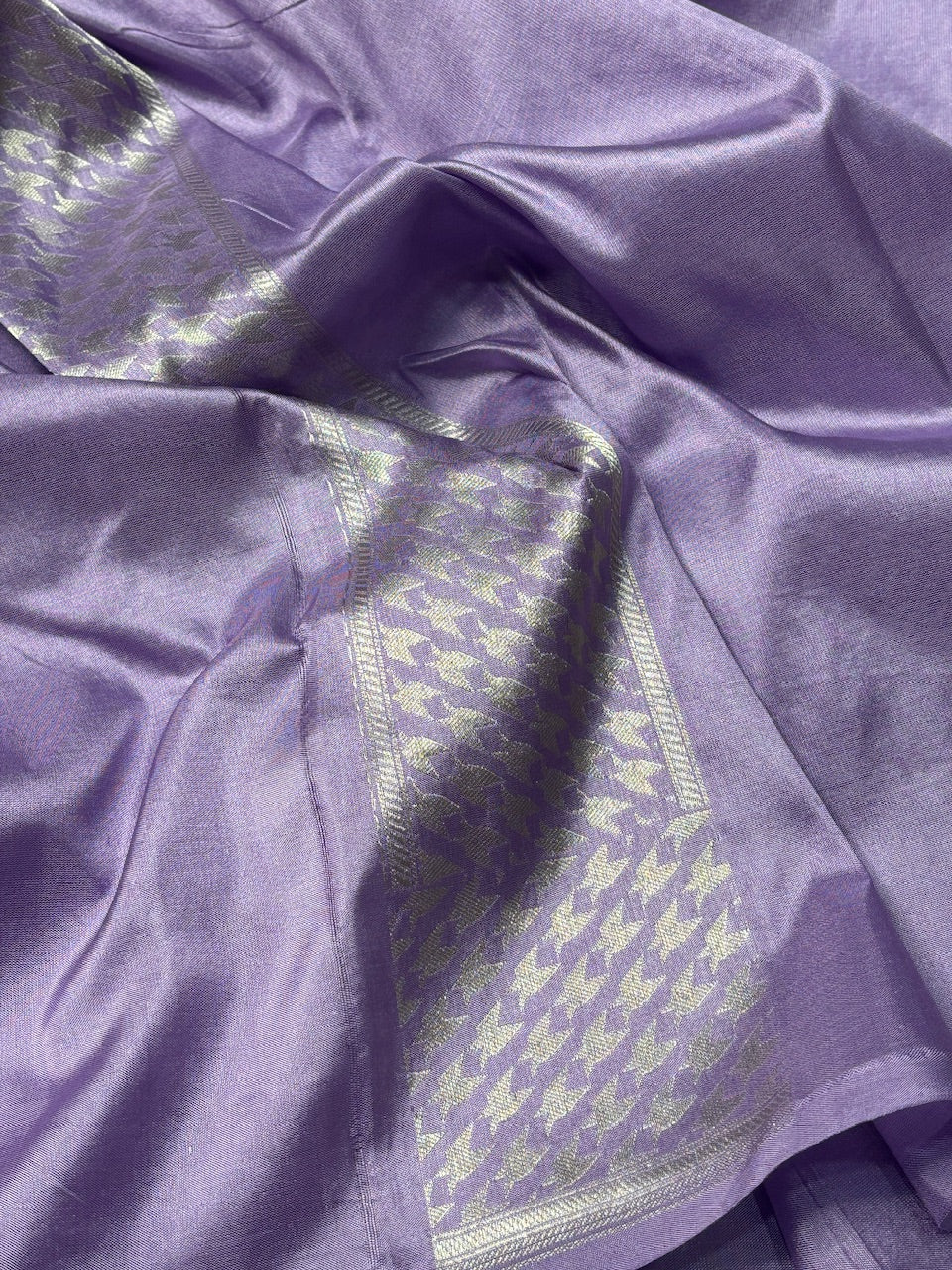 Lavender Banarasi Katan Brocade Handwoven Silk Saree