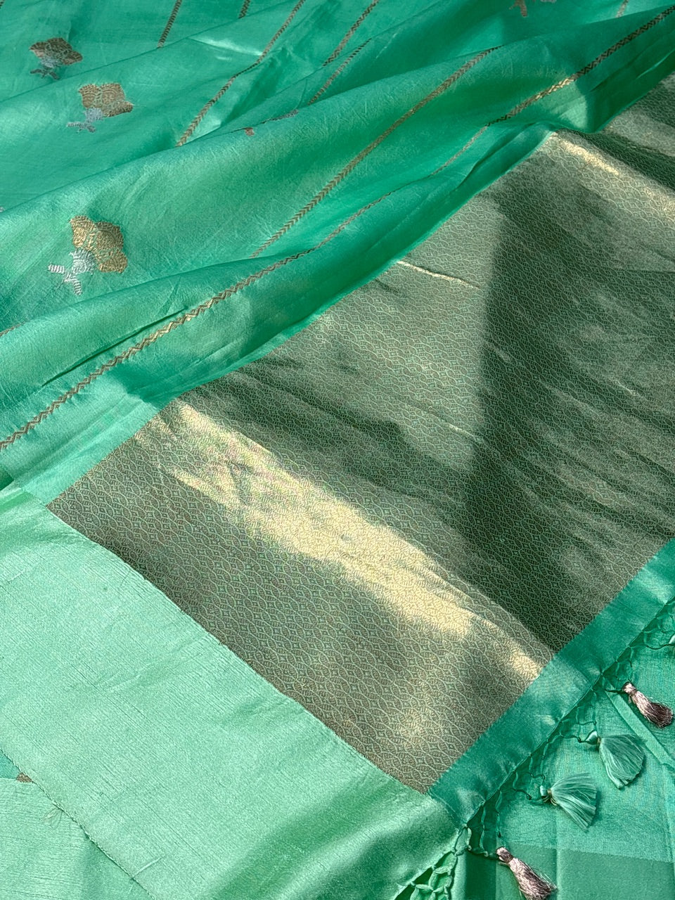 Sea Green Mango Katan Banarasi Silk Handwoven Saree