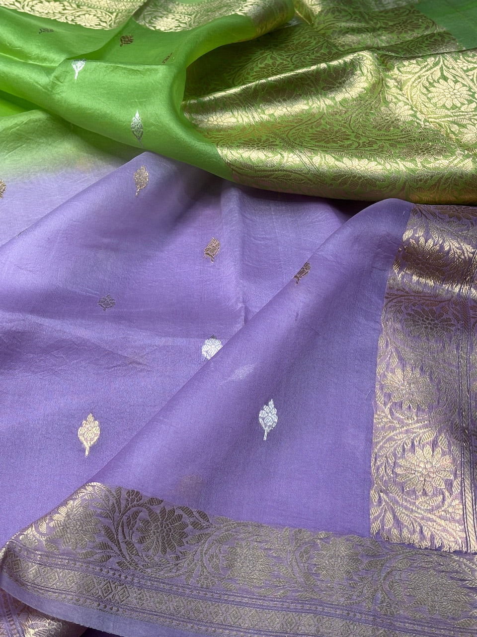 Rangkaat Banarasi Kora Silk Handwoven Saree