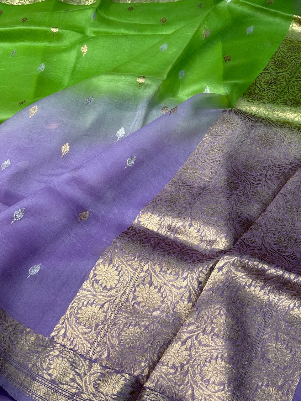 Rangkaat Banarasi Kora Silk Handwoven Saree