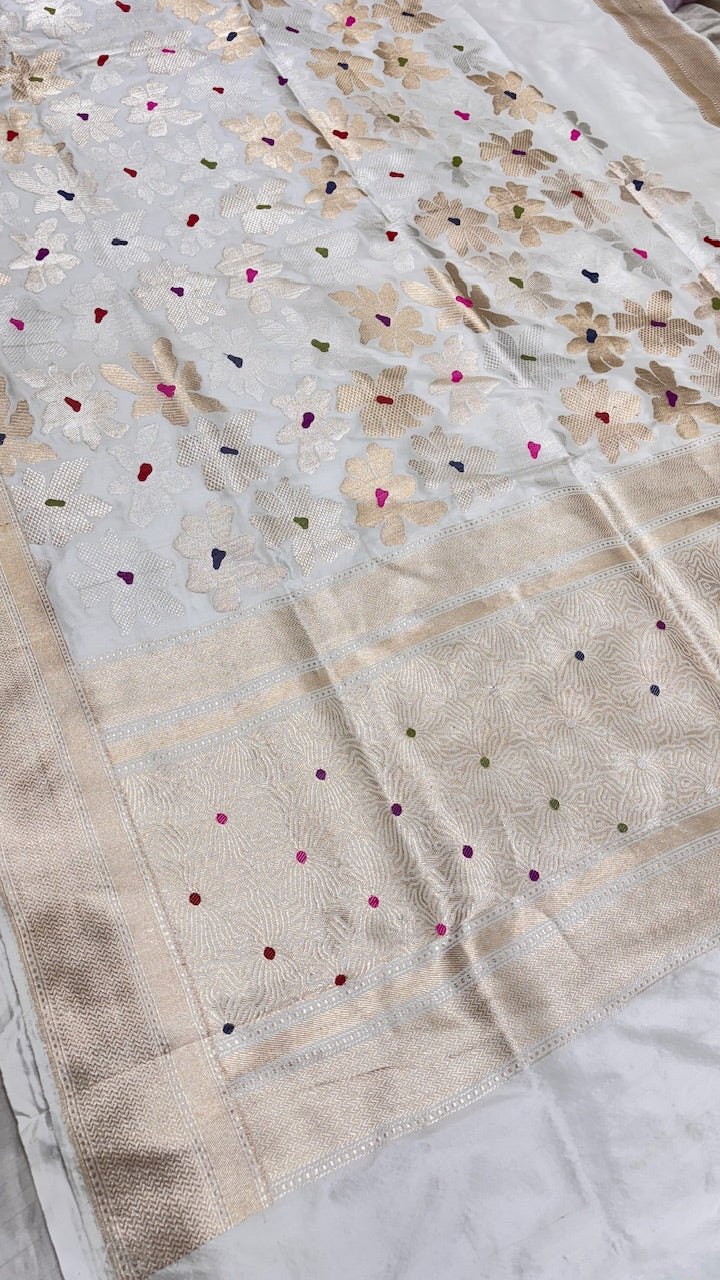Off White Pure Banarasi Katan Silk Saree