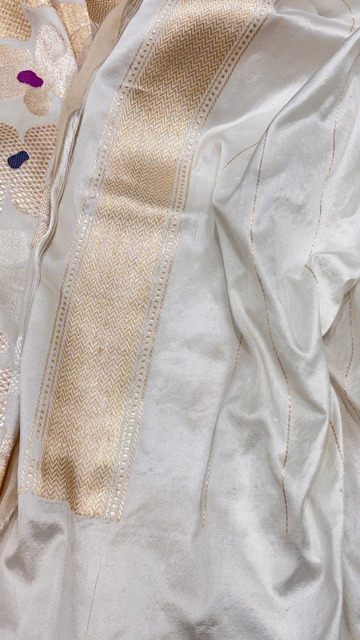 Off White Pure Banarasi Katan Silk Saree