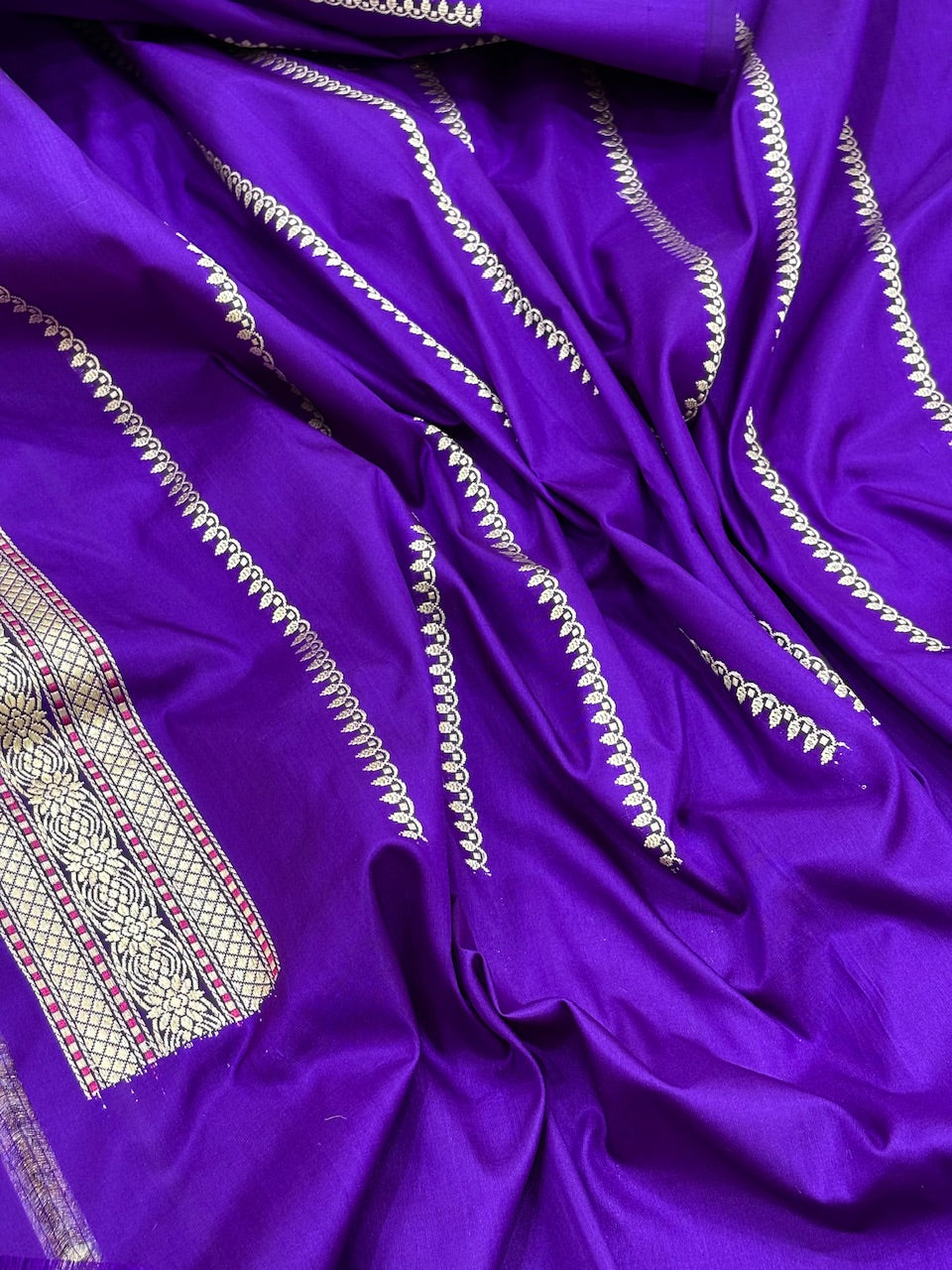 Purple Banarasi Pure Katan Silk Handwoven Saree