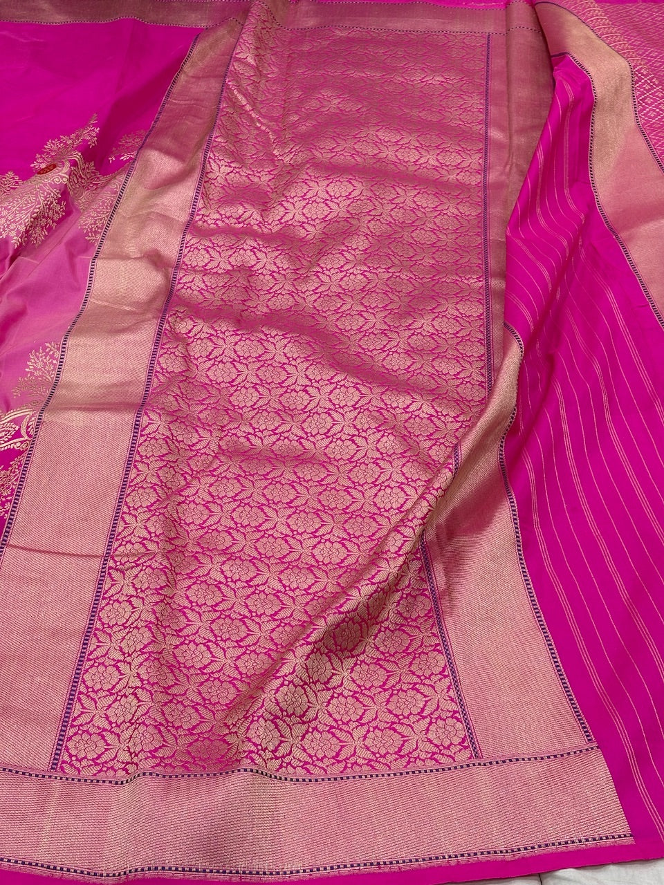 Fluorescent Pink Banarasi Pure Katan Silk Handwoven Saree