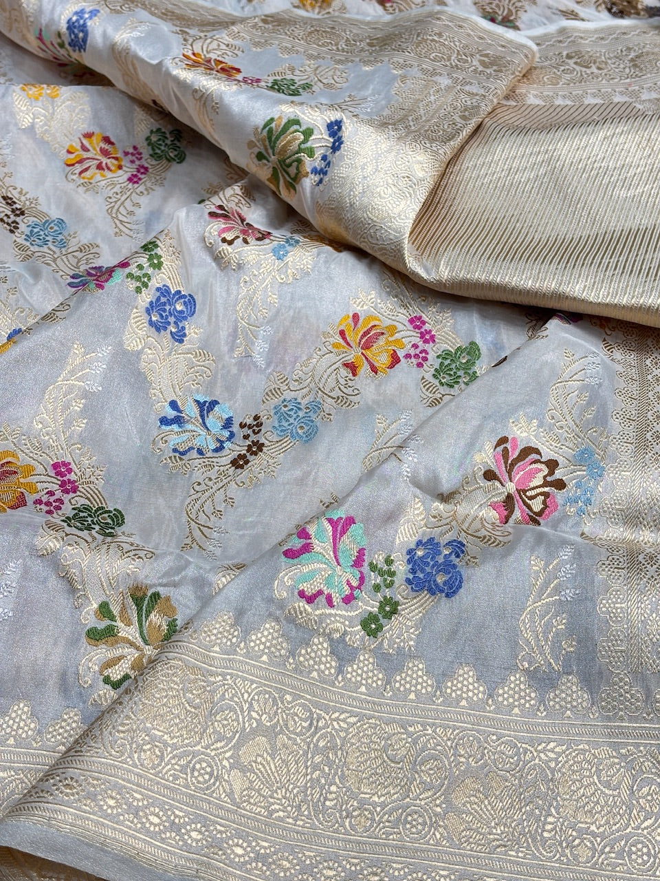 Ivory Tissue Banarasi Silk Handwoven Saree