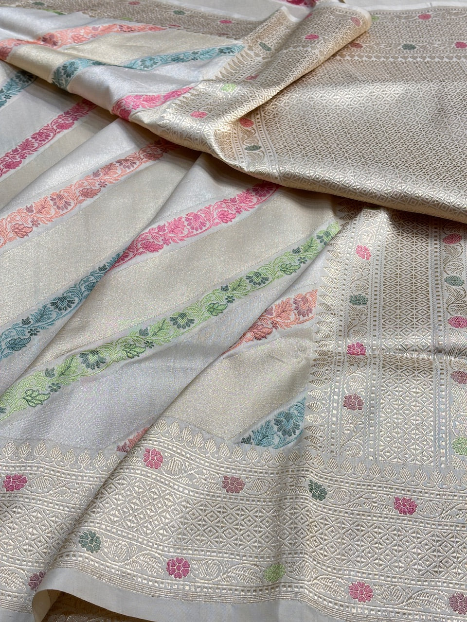 Ivory Pure Banarasi Katan Silk Handwoven Saree