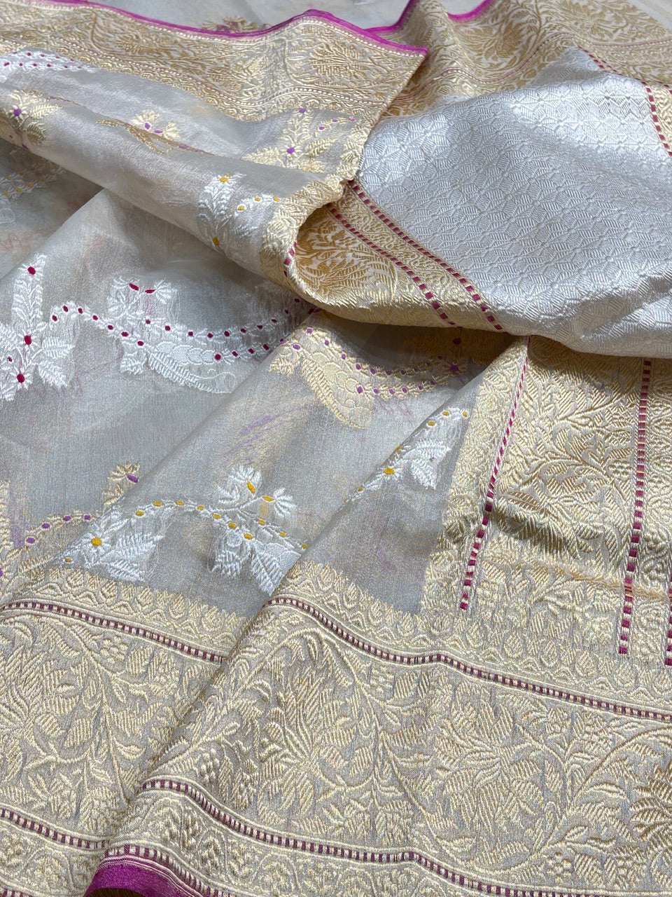 Ivory Tissue Banarasi Silk Handwoven Saree