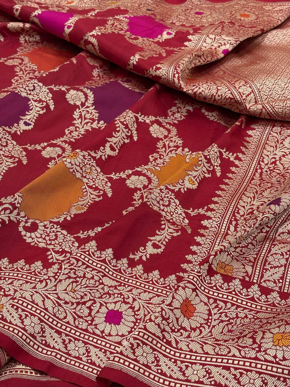 Red Banarasi Pure Katan Silk Rangkaat Handwoven Saree