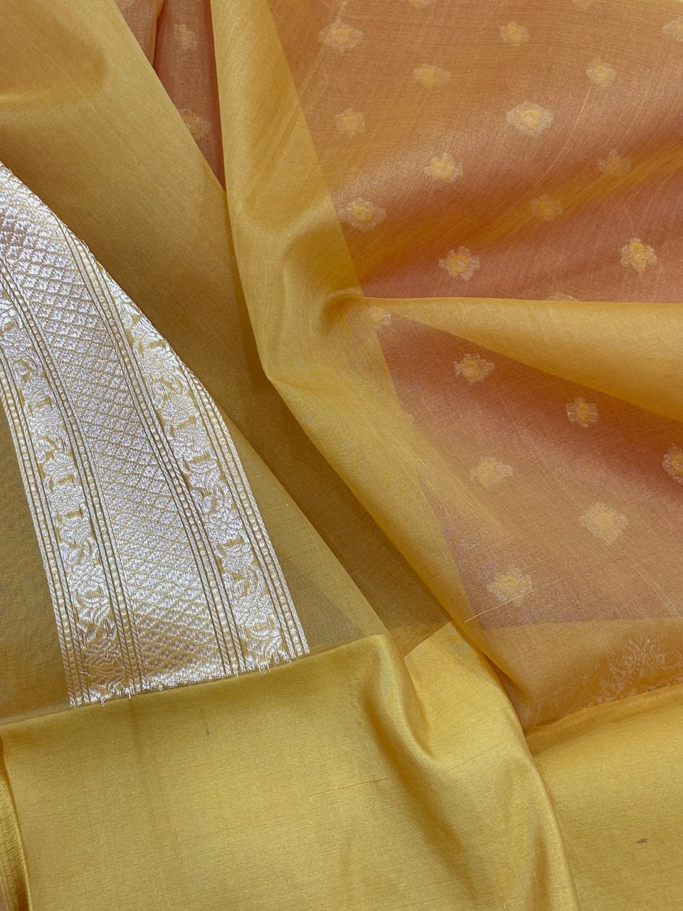 Red Banarasi Kora Silk Handwoven Saree