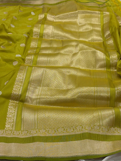 Neon Green Banarasi Pure Katan Silk Handwoven Saree