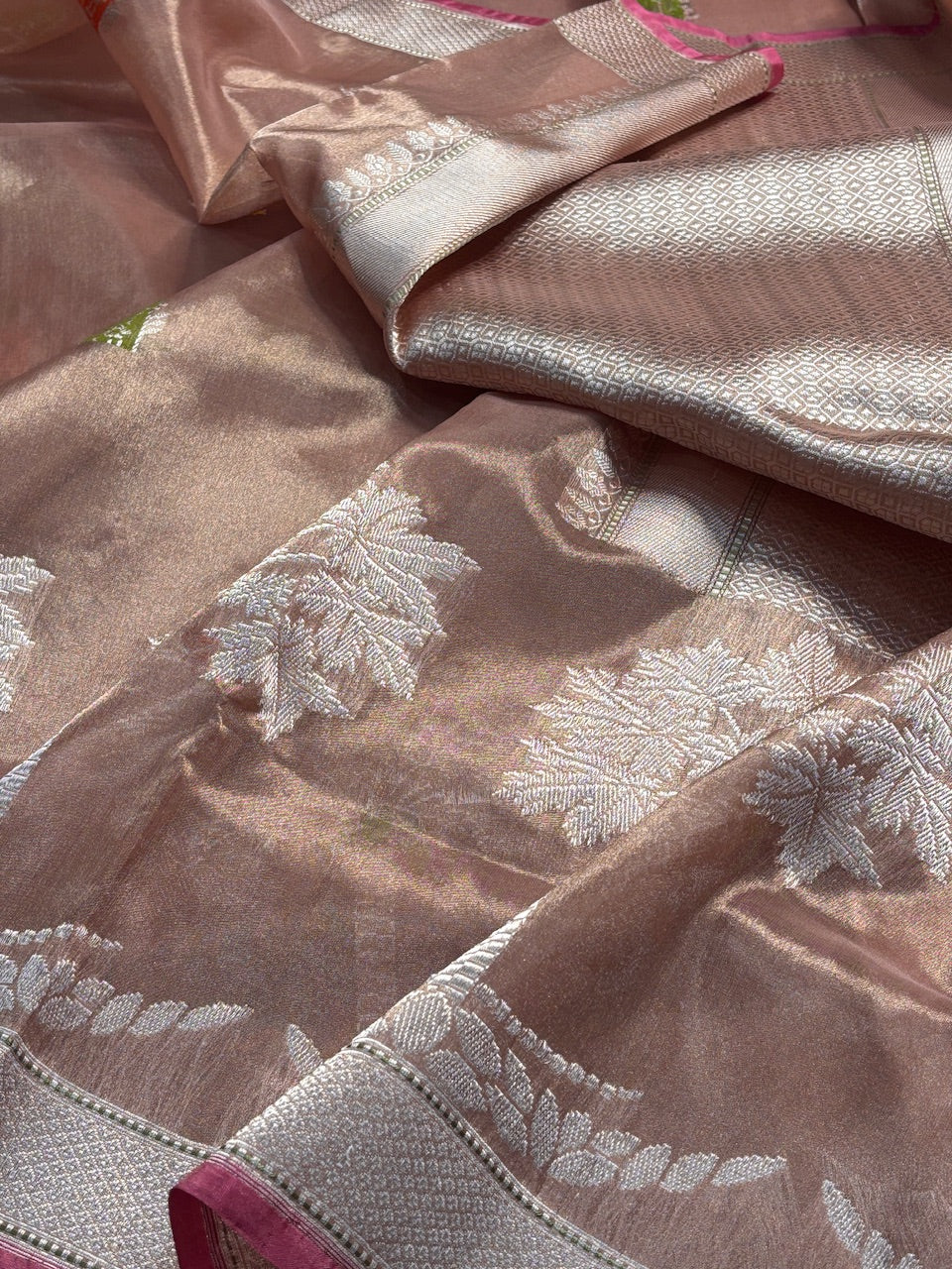 Champagne Gold Tissue Banarasi Silk Handwoven Saree