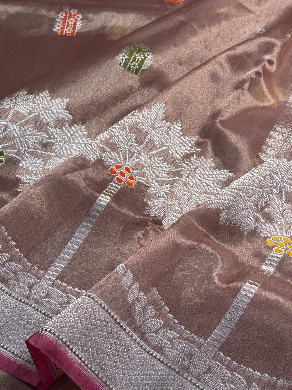 Champagne Gold Tissue Banarasi Silk Handwoven Saree