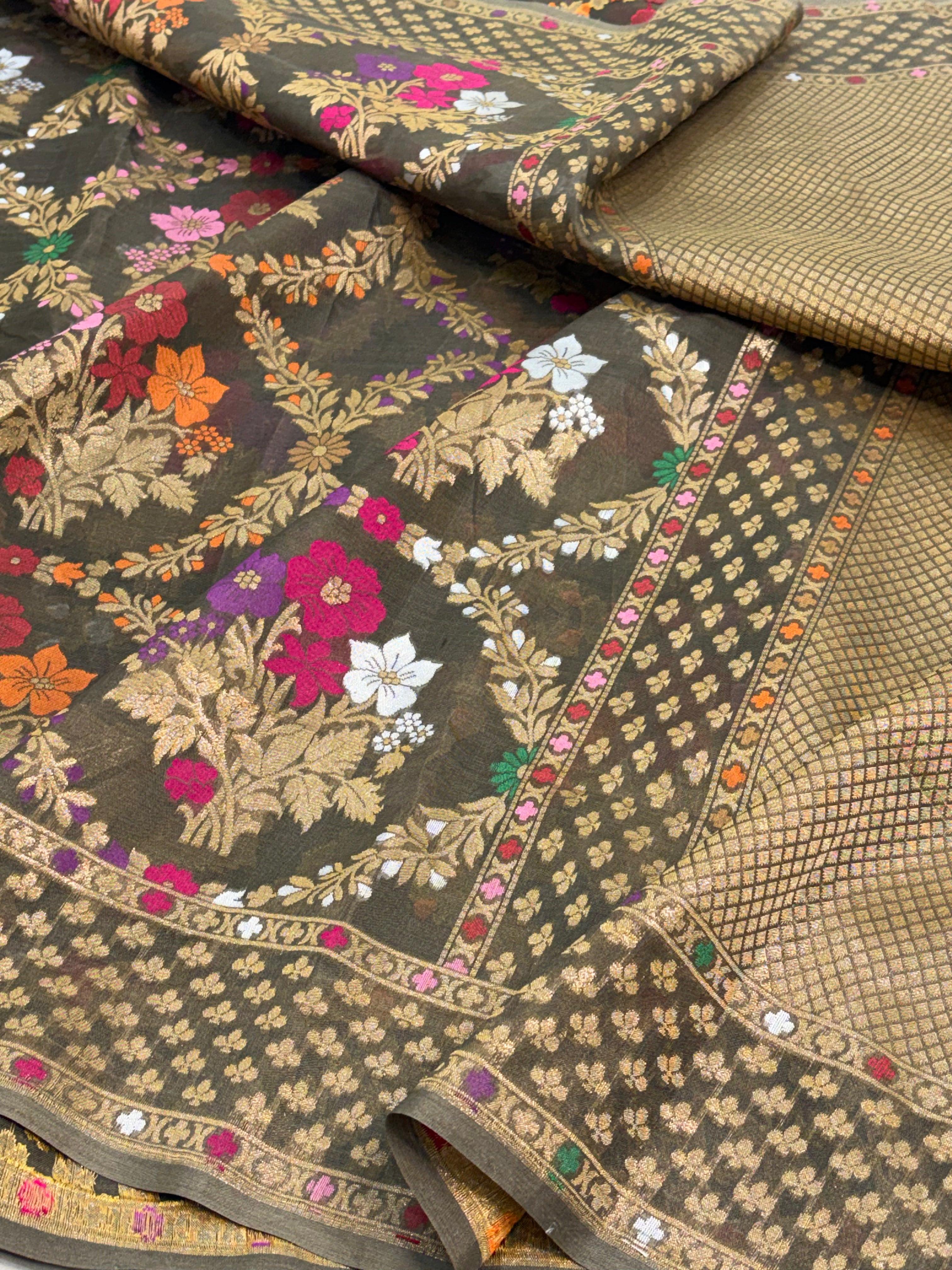 Mehendi Green Pure Kora Silk Ektara Jamdani Saree