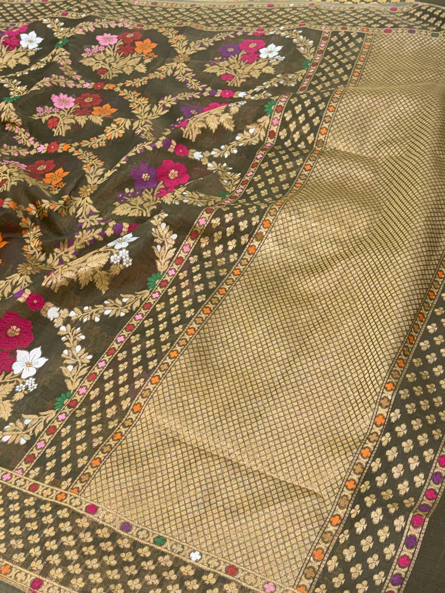 Mehendi Green Pure Kora Silk Ektara Jamdani Saree