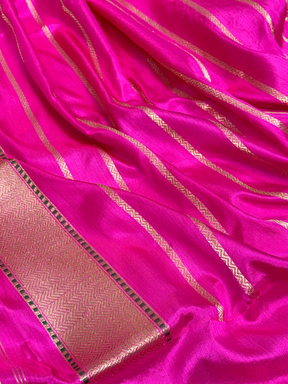 Vibrant Yellow Pure Kora Silk Ektra Modern Kadhiyal Banarasi Saree