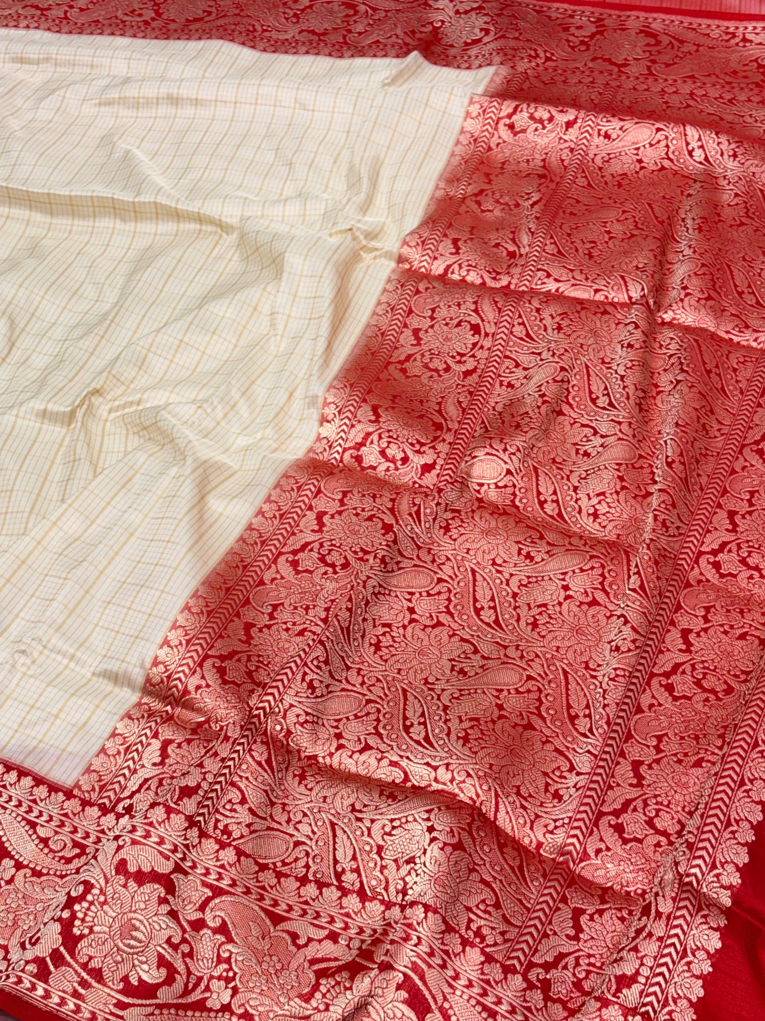 Ivory Pure Katan Silk Kadhiyal Saree